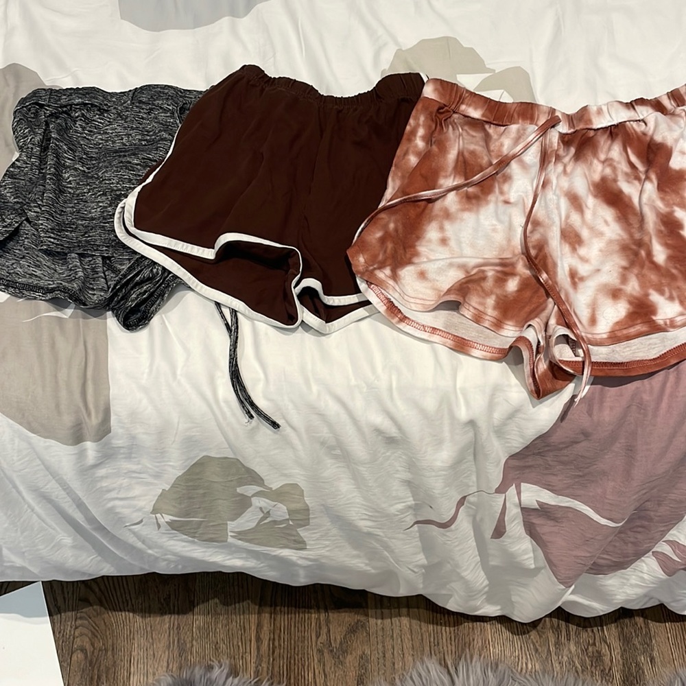 Bundle of shorts